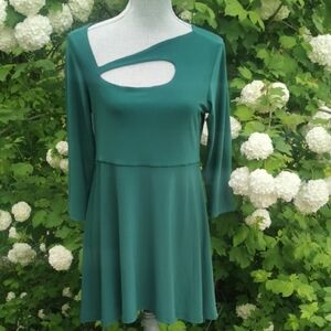 Sympli emerald green cut out stretchy, high/low tunic dress. Size 10. EUC